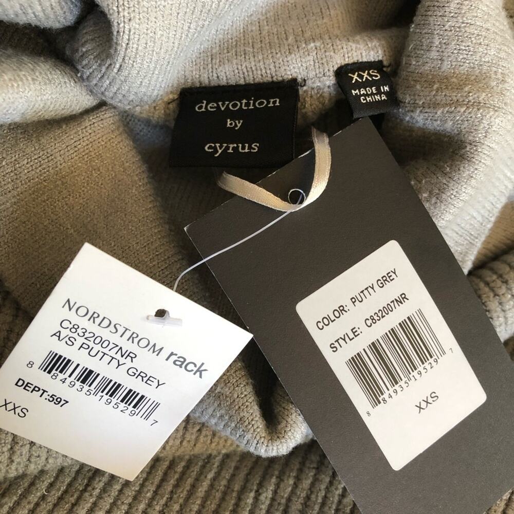 NWT Devotion by Cyrus cowl neck grey rib knit relaxed fit sweater size xxs - Picture 8 of 9
